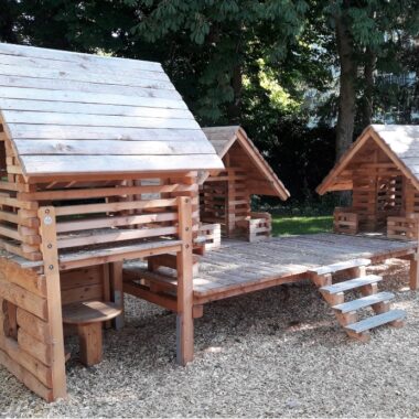 Aire de jeux en bois